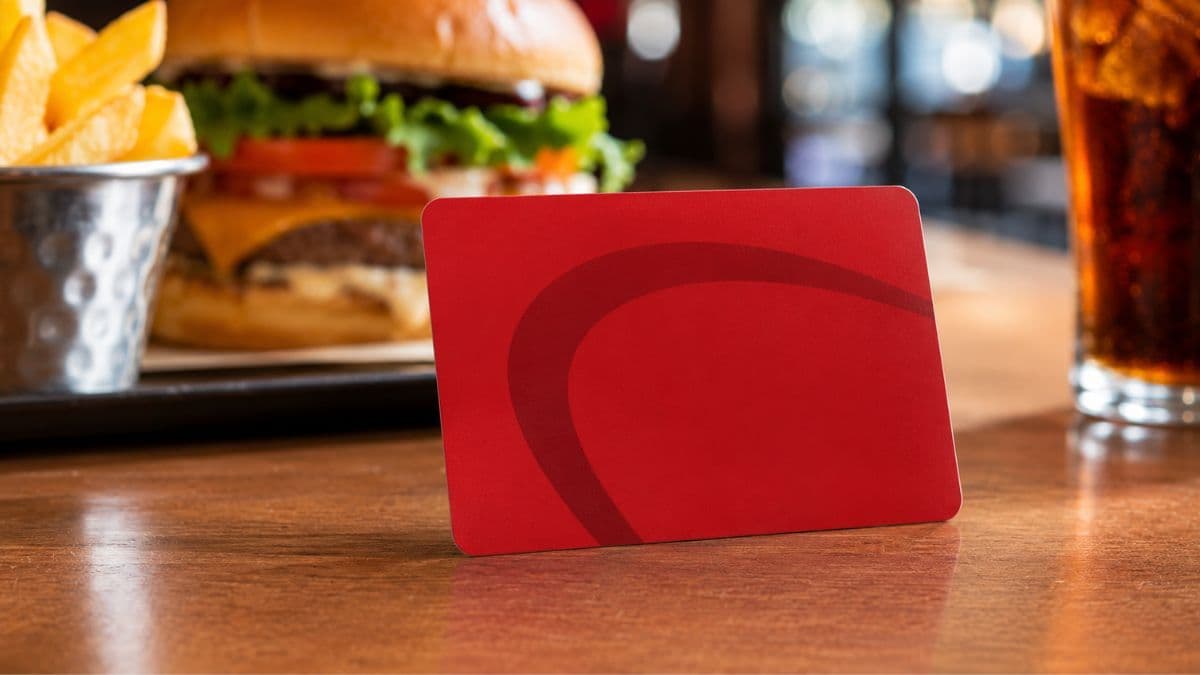 Red Robin Physical Gift Card: The Smart Choice for Dining, Celebrations, and Gift Giving